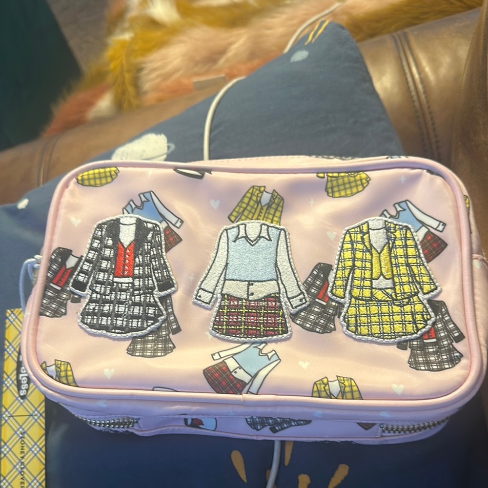 Stoney Clover Lane clueless pouch